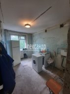1-комнатная квартира (33м2) на продажу по адресу Красное Село г., Гатчинское шос., 9— фото 8 из 15