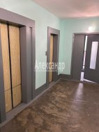 2-комнатная квартира (52м2) на продажу по адресу Камышовая ул., 7— фото 9 из 13