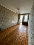 2-комнатная квартира (48м2) на продажу по адресу Петергоф г., Суворовская ул., 7— фото 2 из 21