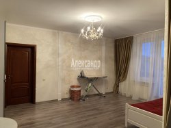 4-комнатная квартира (117м2) на продажу по адресу Коммуны ул., 50— фото 4 из 23