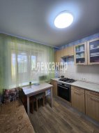 1-комнатная квартира (34м2) на продажу по адресу Кириши г., Ленинградская ул., 9— фото 7 из 11