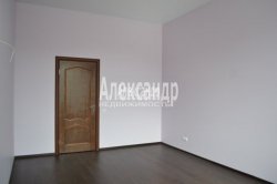 4-комнатная квартира (118м2) на продажу по адресу Дерптский пер., 15— фото 15 из 45