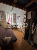 Комната в 4-комнатной квартире (105м2) на продажу по адресу 10-я Советская ул., 1-3— фото 7 из 23