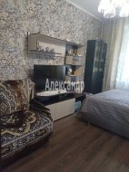 1-комнатная квартира (32м2) на продажу по адресу Комендантский просп., 66— фото 2 из 15