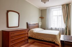 2-комнатная квартира (65м2) на продажу по адресу Серпуховская ул., 34— фото 16 из 40