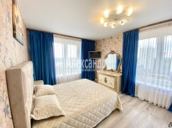 3-комнатная квартира (85м2) на продажу по адресу Орлово-Денисовский просп., 19— фото 9 из 45