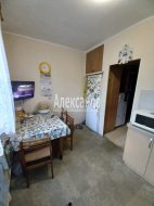 3-комнатная квартира (68м2) на продажу по адресу Яхтенная ул., 10— фото 2 из 10