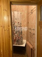 3-комнатная квартира (70м2) на продажу по адресу Александра Матросова ул., 14— фото 13 из 23