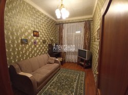 3-комнатная квартира (85м2) на продажу по адресу Васи Алексеева ул., 16— фото 2 из 18