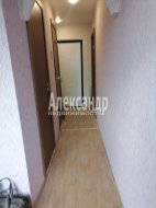 1-комнатная квартира (30м2) на продажу по адресу Приозерск г., Маяковского ул., 15— фото 4 из 15
