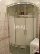 2-комнатная квартира (62м2) на продажу по адресу Ворошилова ул., 29— фото 7 из 27