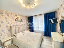 3-комнатная квартира (85м2) на продажу по адресу Орлово-Денисовский просп., 19— фото 10 из 45