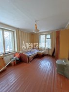 3-комнатная квартира (67м2) на продажу по адресу Кириши г., Советская ул., 12— фото 3 из 7