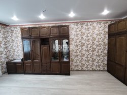 2-комнатная квартира (52м2) на продажу по адресу Камышовая ул., 7— фото 2 из 11