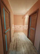 3-комнатная квартира (62м2) на продажу по адресу Купчинская ул., 17— фото 29 из 40