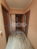 3-комнатная квартира (62м2) на продажу по адресу Купчинская ул., 17— фото 24 из 40