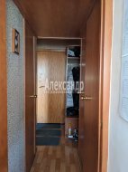 1-комнатная квартира (31м2) на продажу по адресу Летчика Пилютова ул., 5— фото 6 из 16