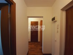 1-комнатная квартира (38м2) на продажу по адресу Корнея Чуковского ул., 3— фото 9 из 20