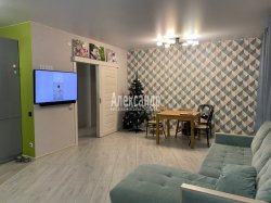 3-комнатная квартира (83м2) на продажу по адресу Сестрорецк г., Приморское шос., 352— фото 4 из 24