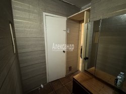1-комнатная квартира (31м2) на продажу по адресу Новаторов бул., 88— фото 4 из 19