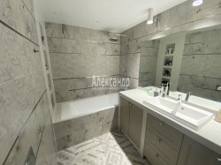 2-комнатная квартира (65м2) на продажу по адресу Мурино г., Авиаторов Балтики просп., 11— фото 21 из 26