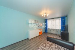 3-комнатная квартира (72м2) на продажу по адресу Шлиссельбургский пр., 26— фото 19 из 37