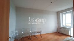 3-комнатная квартира (78м2) на продажу по адресу Всеволожск г., Знаменская ул., 1— фото 8 из 16