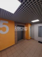 1-комнатная квартира (38м2) на продажу по адресу Корнея Чуковского ул., 3— фото 13 из 20
