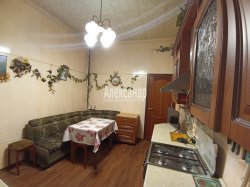 3-комнатная квартира (85м2) на продажу по адресу Васи Алексеева ул., 16— фото 6 из 18