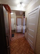 3-комнатная квартира (57м2) на продажу по адресу Симонова ул., 7— фото 14 из 18
