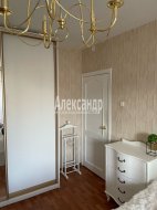 3-комнатная квартира (76м2) на продажу по адресу Шуваловский просп., 84— фото 8 из 9