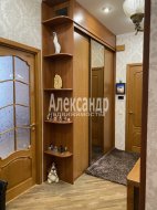 4-комнатная квартира (100м2) на продажу по адресу Полюстровский просп., 47— фото 9 из 26