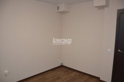 1-комнатная квартира (36м2) на продажу по адресу Мурино г., Екатерининская ул., 12— фото 4 из 16