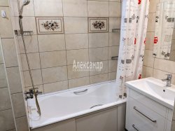 3-комнатная квартира (80м2) на продажу по адресу Авиаконструкторов пр., 11— фото 18 из 22