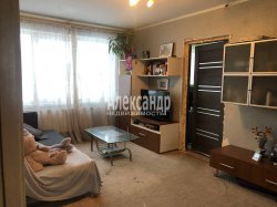 3-комнатная квартира (57м2) на продажу по адресу Маршала Жукова просп., 64— фото 3 из 12