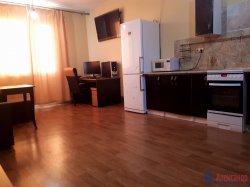 3-комнатная квартира (98м2) на продажу по адресу Лыжный пер., 8— фото 6 из 26