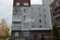 2-комнатная квартира (61м2) на продажу по адресу Юнтоловский просп., 49— фото 2 из 37