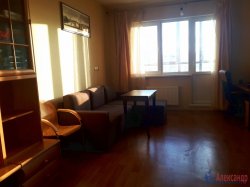 3-комнатная квартира (98м2) на продажу по адресу Лыжный пер., 8— фото 4 из 26