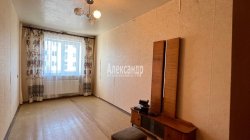 2-комнатная квартира (43м2) на продажу по адресу Светогорск г., Пограничная ул., 5— фото 3 из 21