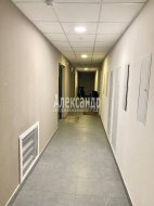 3-комнатная квартира (85м2) на продажу по адресу Орлово-Денисовский просп., 19— фото 32 из 45