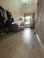 Комната в 8-комнатной квартире (157м2) на продажу по адресу Кирочная ул., 8— фото 2 из 13