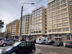1-комнатная квартира (36м2) на продажу по адресу Ломоносов г., Михайловская ул., 51— фото 2 из 26