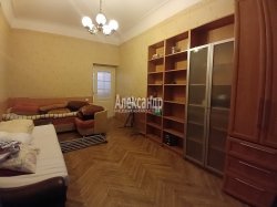 3-комнатная квартира (77м2) на продажу по адресу Московский просп., 79— фото 4 из 27