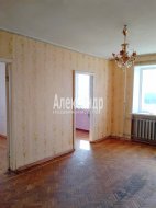 4-комнатная квартира (61м2) на продажу по адресу Лесогорский пгт., Гагарина ул., 13— фото 5 из 19