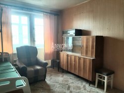 2-комнатная квартира (56м2) на продажу по адресу Кузнечное пос., Юбилейная ул., 11— фото 6 из 16