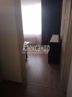 2-комнатная квартира (56м2) на продажу по адресу Кондратьевский просп., 68— фото 18 из 24