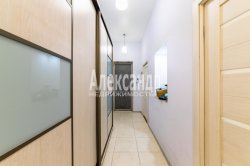 2-комнатная квартира (69м2) на продажу по адресу Комиссара Смирнова ул., 7— фото 20 из 22