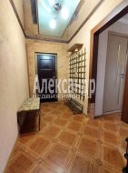 2-комнатная квартира (55м2) на продажу по адресу Выборг г., Макарова ул., 4— фото 8 из 18