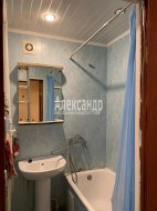 2-комнатная квартира (50м2) на продажу по адресу Приморское шос., 302— фото 9 из 13