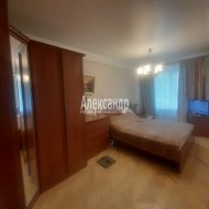 2-комнатная квартира (44м2) на продажу по адресу Бухарестская ул., 31— фото 6 из 21